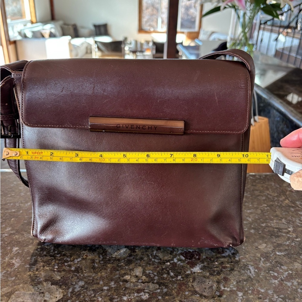 GIVENCHY Whip Rich Brown Leather Shoulder Bag - Picture 17 of 17